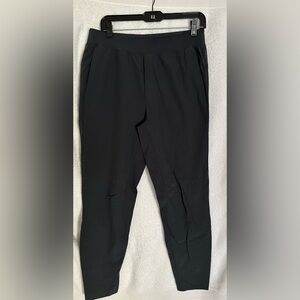 Lululemon men’s joggers